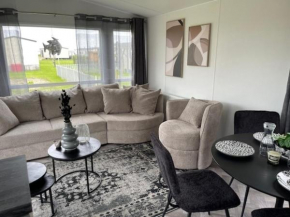 Nr 90 Neues, ruhiges Ferienhaus direkt am Wattenmeer, hundefreundlich, komplett eingezäunt